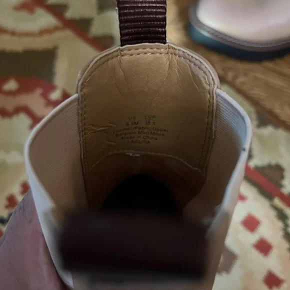 Sam Edelman Laguna Lug Sole Chelsea Boot - Picture 6 of 7